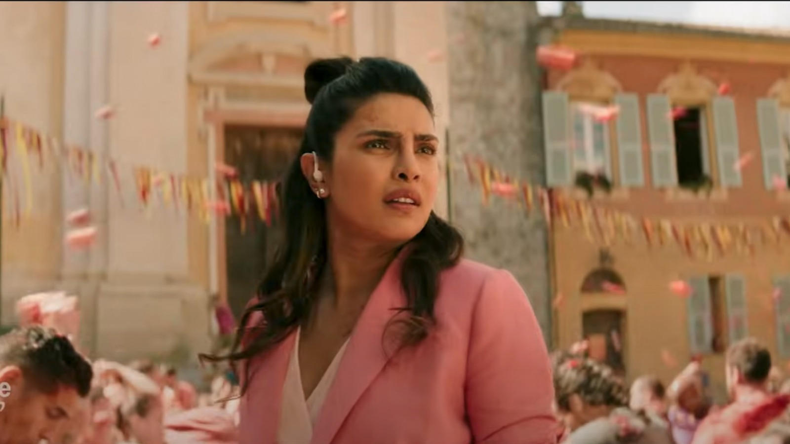 “ये मैं नहीं हूं!”  प्रियंका चोपड़ा ने ‘वर्जिन पत्नी’ वाले कोट पर तोड़ी चुप्पी, सोशल मीडिया यूजर्स को दी चेतावनी