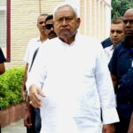 136 सीट के साथ बिहार में फिर बन सकती है एनडीए की सरकार! नये सर्वे में किसे मिल रही कितनी सीट?