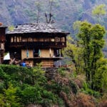 मलाणा: हिमाचल का रहस्यमयी गांव, जहां सिकंदर के वंशज बोलते हैं अनोखी भाषा, नहीं रुक सकता कोई दूसरा इस गांव में