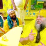 वृंदावन में शिल्पा शेट्टी संग पहुंचे राज कुंद्रा, संत प्रेमानंद महाराज को अपनी किडनी देने की पेशकश, देखें वीडियो