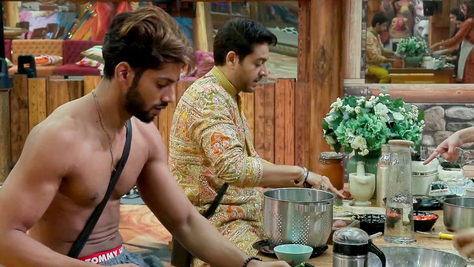 Bigg Boss 19: बसीर अली और गौरव खन्ना की फाइट, गेम में आएगा नया ट्विस्ट?