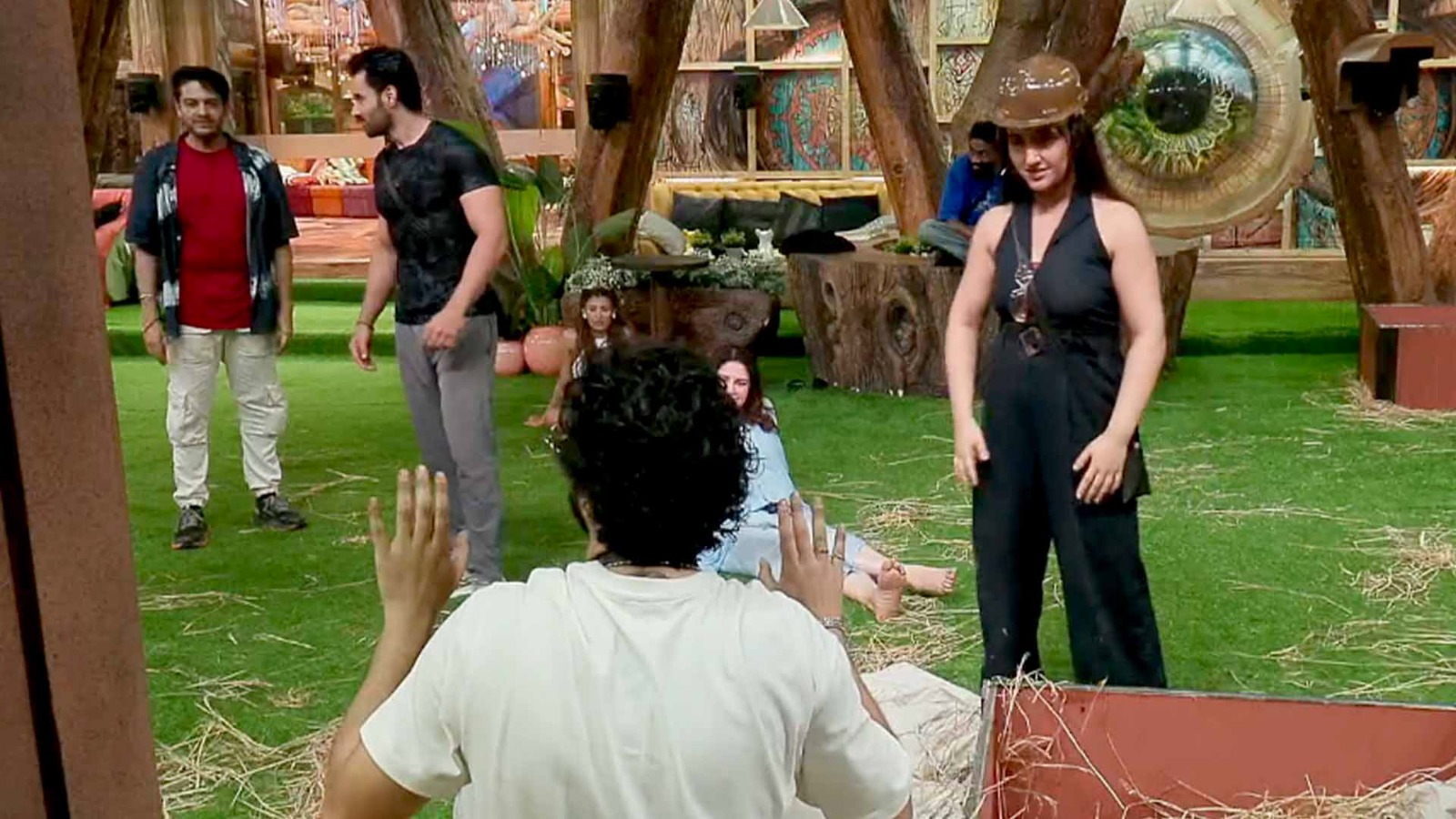 Bigg Boss 19 एपिसोड 26 अपडेट: टास्क, टकराव और ताज – सब कुछ जानिए यहां!