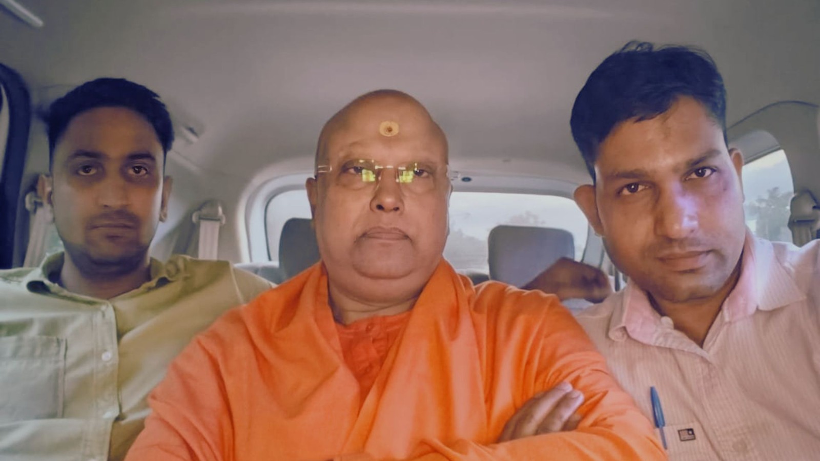 चैतन्यानंद सरस्वती पर कानून का शिकंजा? यौन शोषण के आरोप में न्यायालय ने पांच दिनों तक भेजा पुलिस रिमांड पर!