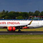 उड़ान के दौरान एयर इंडिया की फ्लाइट में मचा हड़कंप, यात्री ने खोला कॉकपिट का दरवाज़ा, जानें फिर क्या हुआ!