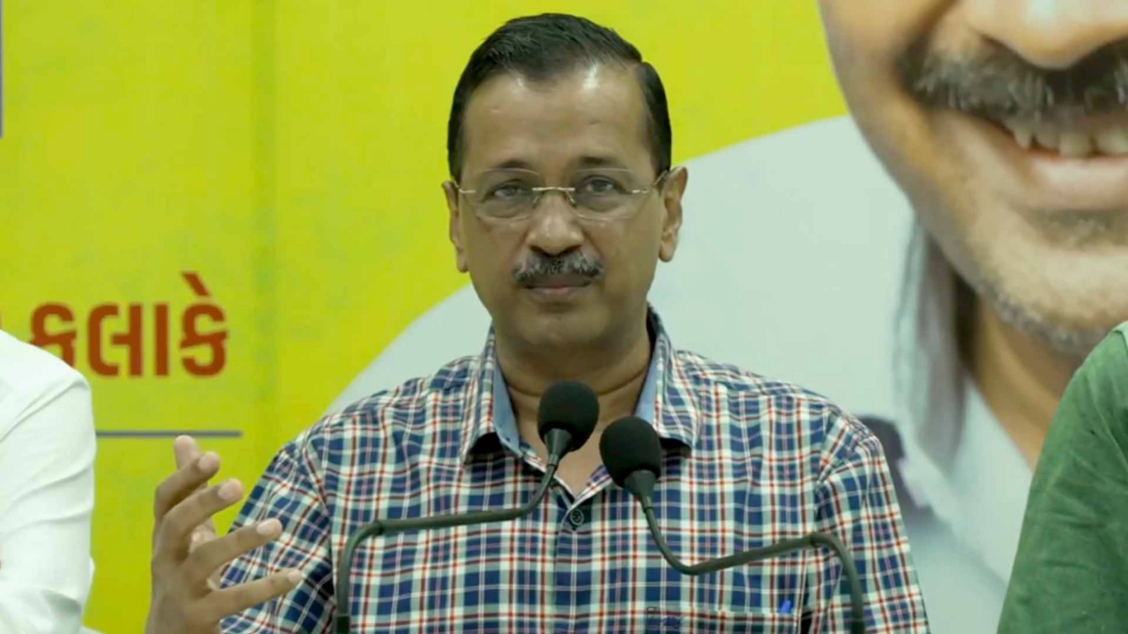 “पीएम मोदी ट्रंप की गुंडागर्दी के आगे झुक रहे हैं और….”, केजरीवाल ने प्रधानमंत्री मोदी पर साधा निशाना