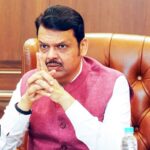 महाराष्ट्र में मराठा आरक्षण देने से बढ़ी फडणवीस की मुसीबत, ओबीसी और बंजारा समुदाय ने दिखाए तेवर...