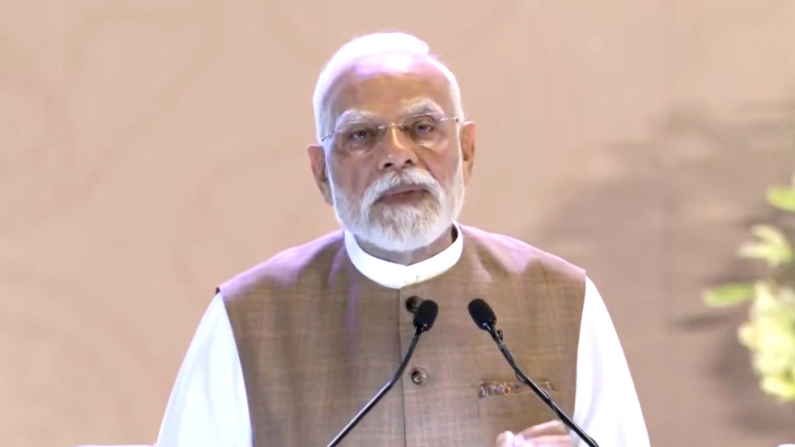 बिहार की 75 लाख महिलाओं को मोदी सरकार की बड़ी सौगात, खाते में सीधे मिलेंगे 10 हजार रूपये