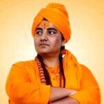साध्वी प्रज्ञा का विवादित बयान: मंदिर के पास प्रसाद बेचने वालों पर 'ठुकाई' की अपील, राजनीति में विरोध भड़का