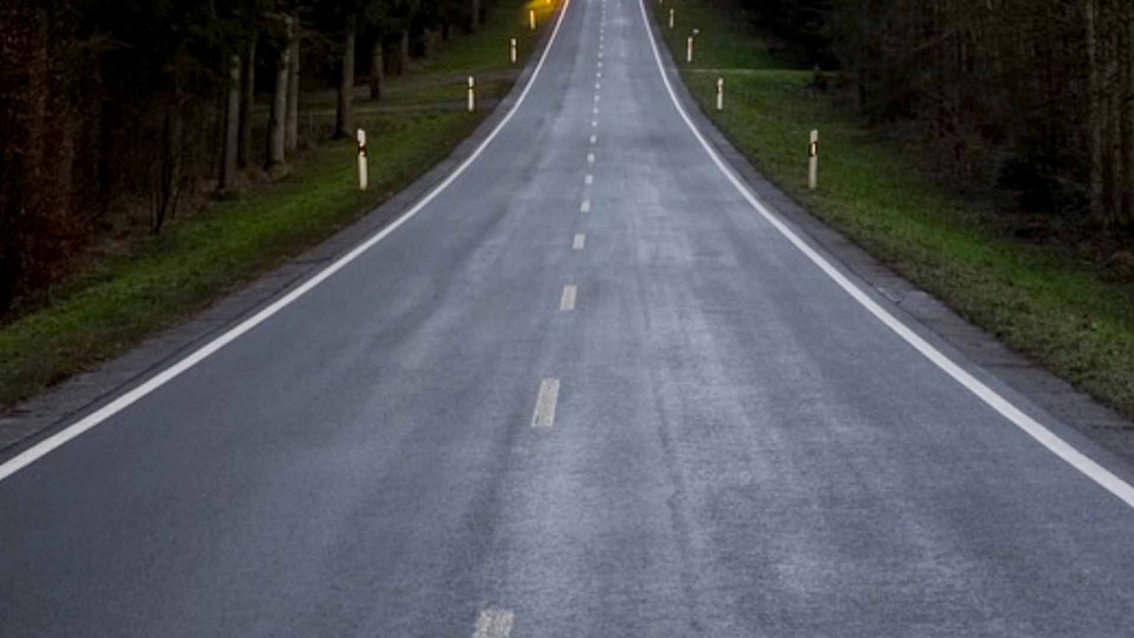 why white lines on roads know their real meaning avoid traffic jams
