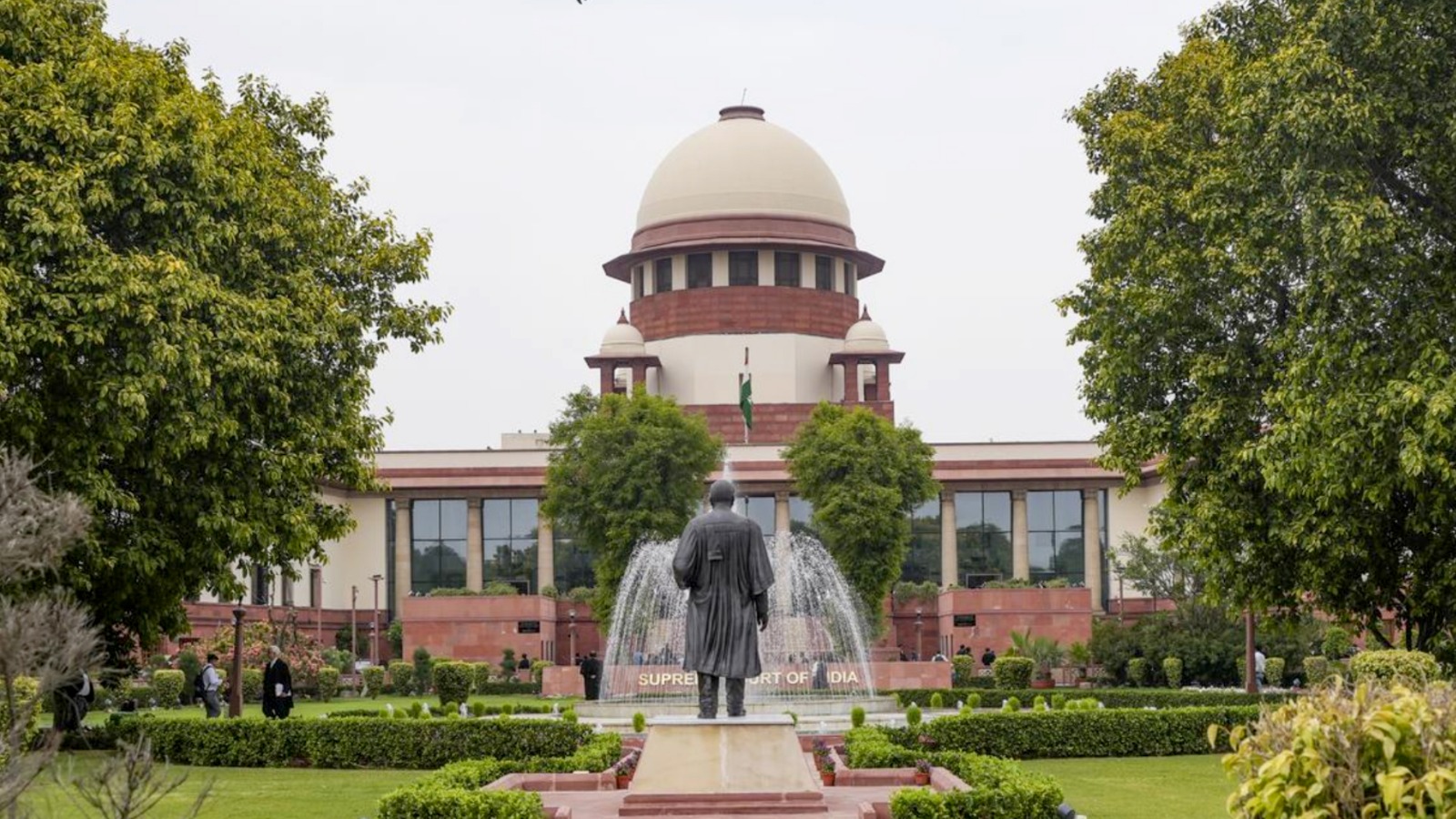 आवश्यक खाद्य वस्तुएं लाने वाले वाहनों को लेकर सुप्रीम कोर्ट का बड़ा फैसला, नहीं मिलेगी कोई छूट