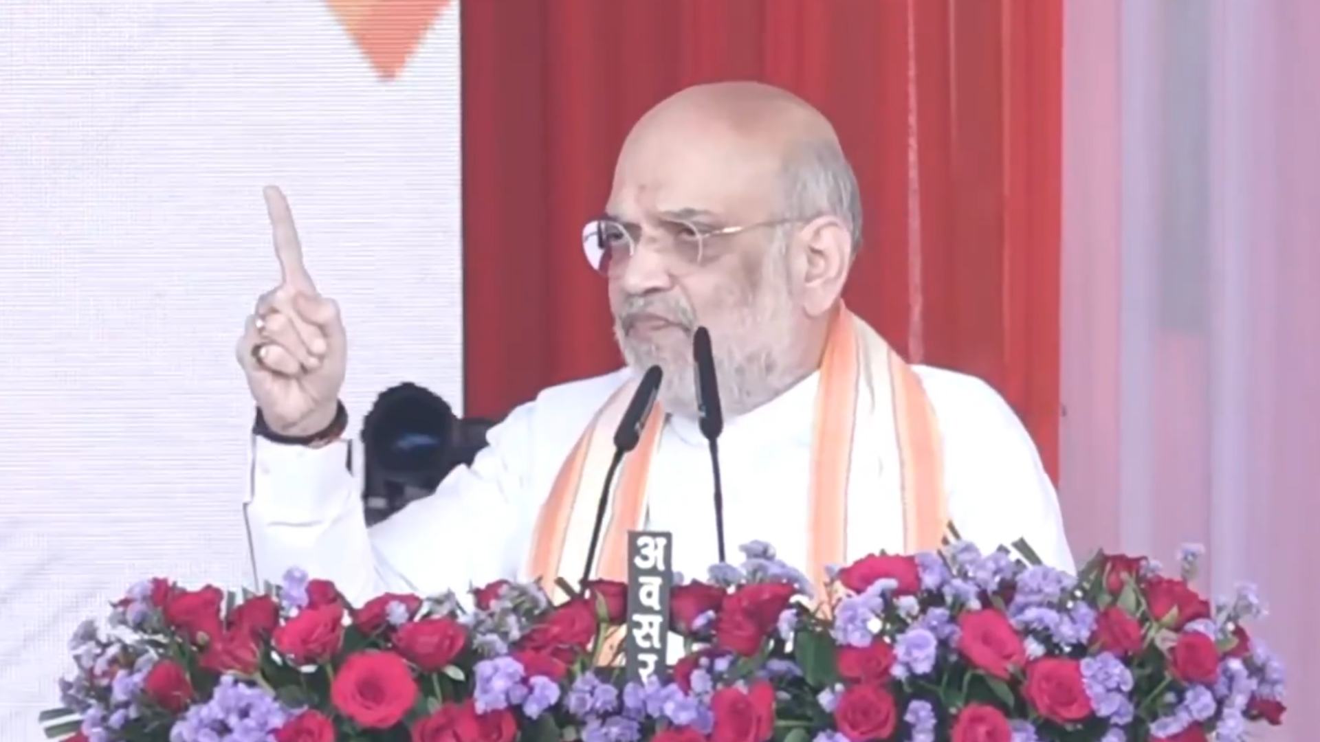 गृह मंत्री अमित शाह की नक्सलियों को कड़ी चेतावनी, कहा- हथियार डालो या परिणाम भुगतो