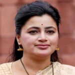 पूर्व सांसद और बीजेपी नेता नवनीत राणा को मिली जान से मारने और गैंगरेप की धमकी, हैदराबाद से भेजा गया लेटर