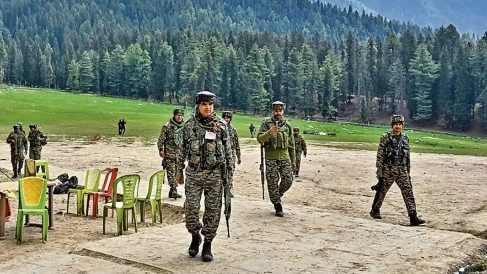 Pahalgam Terror Attack: NIA की चार्जशीट में पाकिस्तान के 3 आतंकी और लश्कर का नाम, हो सकते हैं बड़े खुलासे