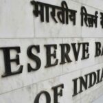 त्योहारी सीजन में झटका: ईएमआई में राहत नहीं, RBI ने रेपो रेट 5.5% पर बरकरार रखा