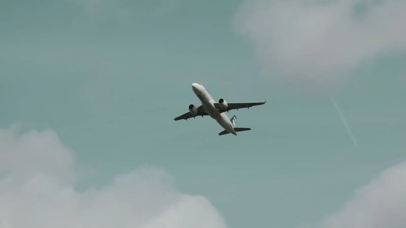 airplane ticket can now be cancelled for free within 48 hours passengers should be happy