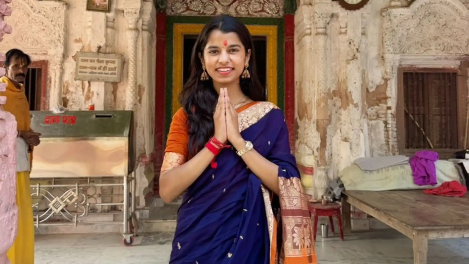 मैथिली ठाकुर…25 साल की उम्र में धुरंधरों को मात देने वाली सिंगर, जानें फैमिली, एजुकेशन और नेटवर्थ