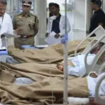 Delhi Blast: भूटान से लौटते ही पीएम मोदी ने LNJP अस्पताल में पहुंच घायलों से की मुलाकात, शाम को सुरक्षा कमेटी की होगी अहम बैठक