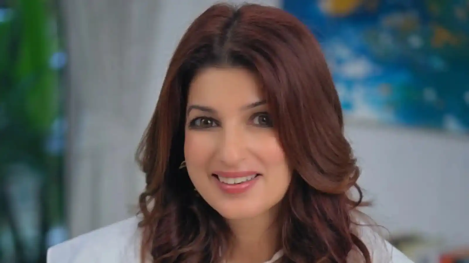 “आजकल के बच्चे कपड़ों से जल्दी पार्टनर बदलते हैं” ट्विंकल खन्ना के बोल्ड स्टेटमेंट से मच गया हंगामा!