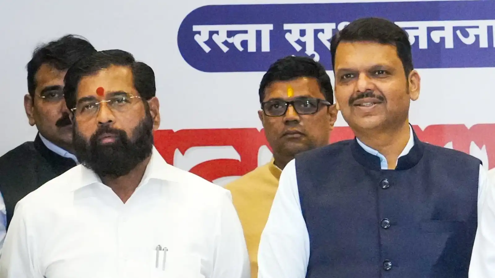 BMC elections 2026: महायुति में सीट शेयरिंग का फॉर्मूला हुआ फाइनल, बीजेपी 137 और शिवसेना 90 सीटों पर लड़ेगी बीएमसी चुनाव