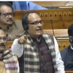 भारी हंगामे के बीच G Ram G Bill लोकसभा में पारित, विपक्ष ने फाड़ी बिल की कॉपी