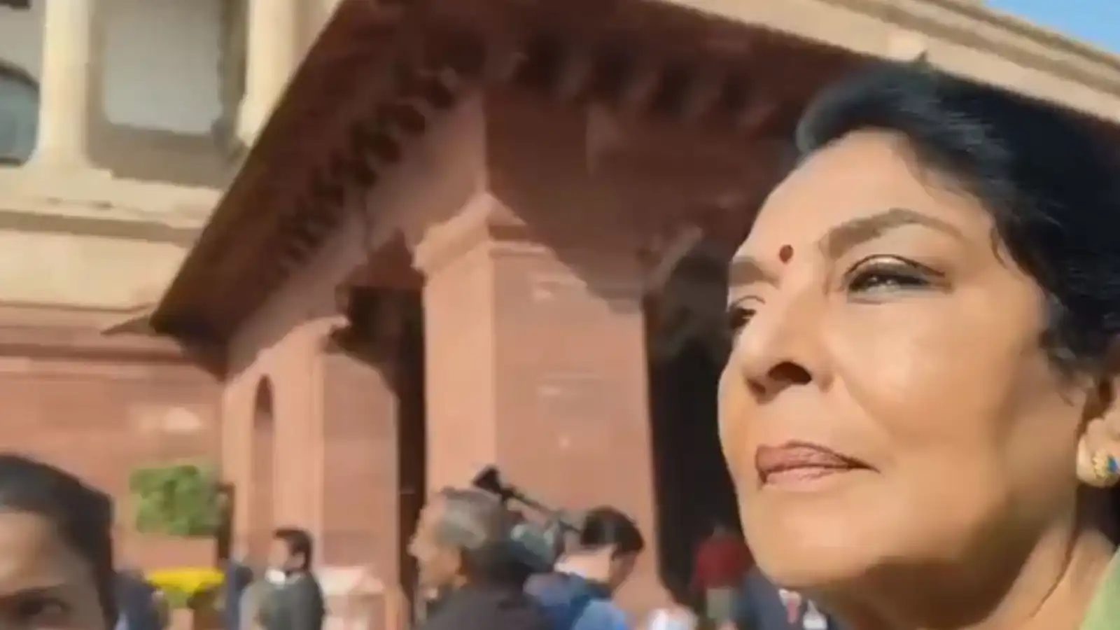 कुत्ता विवाद पर संसद भवन में रेणुका चौधरी बोली, भौं-भौं.. और क्या मैं बोलूं?
