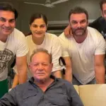Salim Khan Health Update: मिनिमल ब्रेन हेमरेज के बाद सलीम खान ICU में हुए थे भर्ती, लीलावती अस्पताल ने जारी किया मेडिकल बुलेटिन