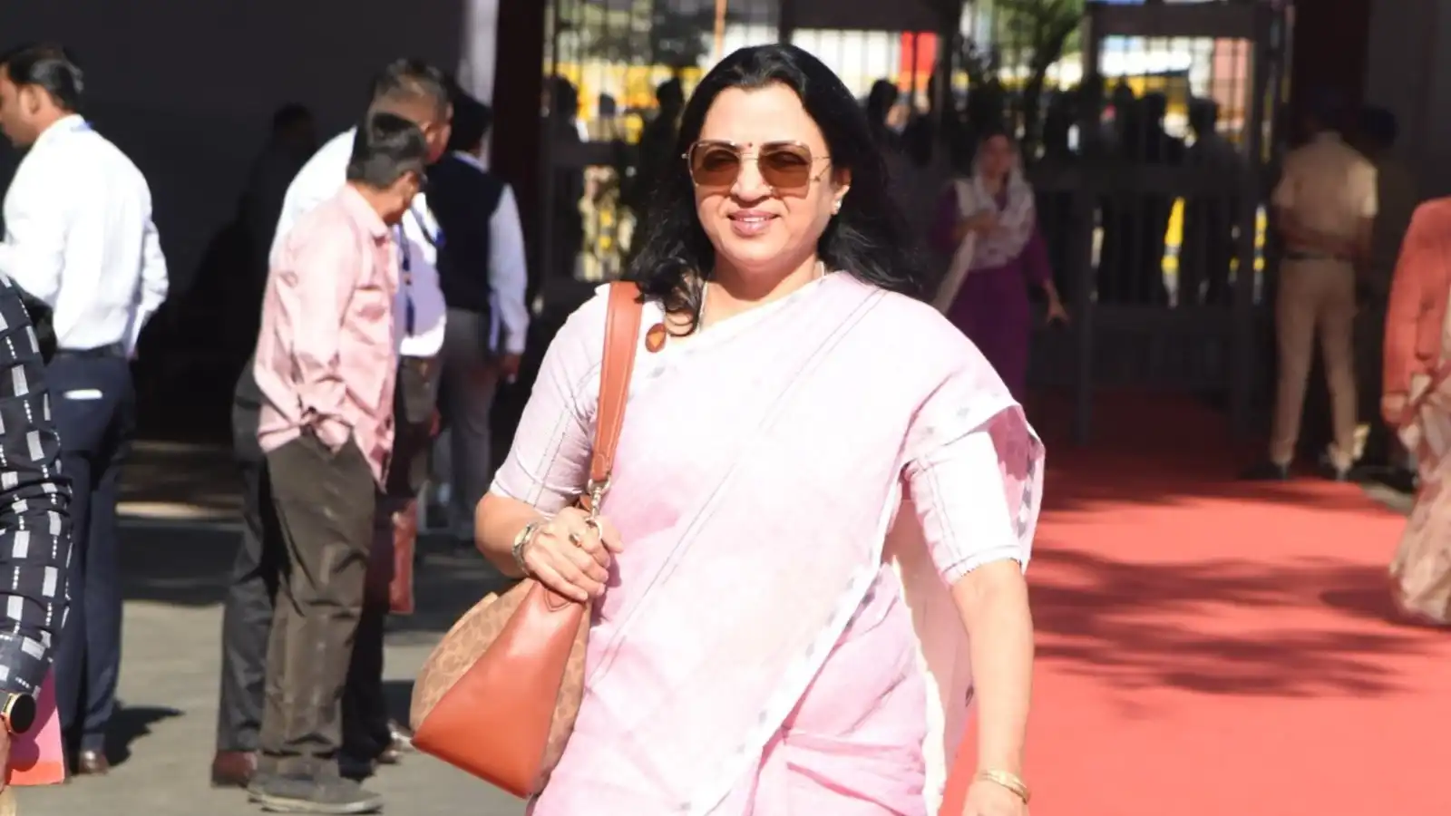 महिलाओं की सुरक्षा के लिए सार्वजनिक जगहों पर फेस रिकग्निशन सिस्टम की मांग, शिवसेना विधायक डॉ. मनीषा कायंदे ने उठाया मुद्दा