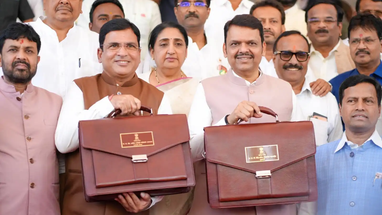 Maharashtra Budget 2026: अजित पवार का बनाया जायेगा स्मारक, बजट सत्र के दौरान सीएम फडणवीस ने किया ऐलान