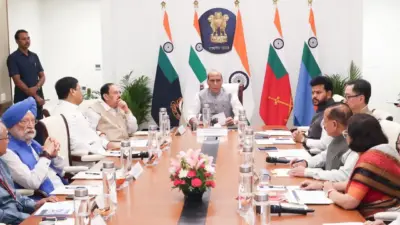 पश्चिम एशिया तनाव पर सरकार अलर्ट, राजनाथ सिंह ने मंत्रियों संग की अहम बैठक; लोगों से की शांति बनाए रखने की अपील