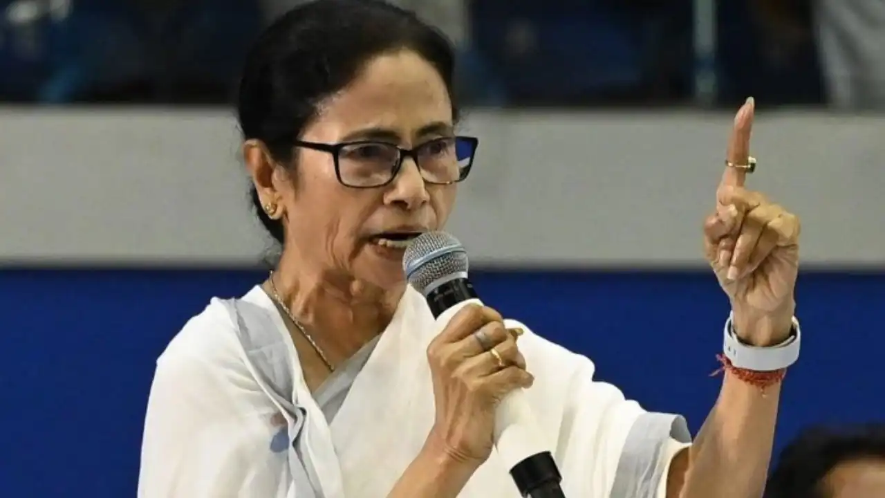 “मैं मुख्यमंत्री पद से इस्तीफा नहीं दूंगी, मैं नहीं हारी हूं…”, चुनाव हारने के बाद ममता बनर्जी का बयान