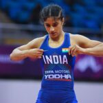 विनेश फोगाट को दिल्ली हाईकोर्ट से मिली बड़ी राहत, WFI को फटकार के साथ अयोग्यता फैसले पर उठे सवाल