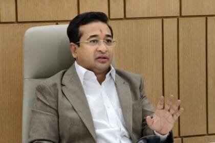 beating for not speaking marathi angers minister nitish rane says beating poor hindus is wrong challenges to show strength in muslim areas