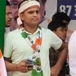 a person who abused pm modi from the congress stage in darbhanga bihar was arrested the organizer apologized