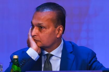 anil ambani summoned by the ed in a fraud case