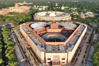 parliament house security breached again man reached garuda gate by jumping over the wall