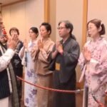 pm modi reached japan he was welcomed with gayatri mantra