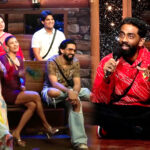BB show begins with Zeeshan Qadris poetry. The shows host Zeeshan Qadri first calls Neelam and the show begins with her dance