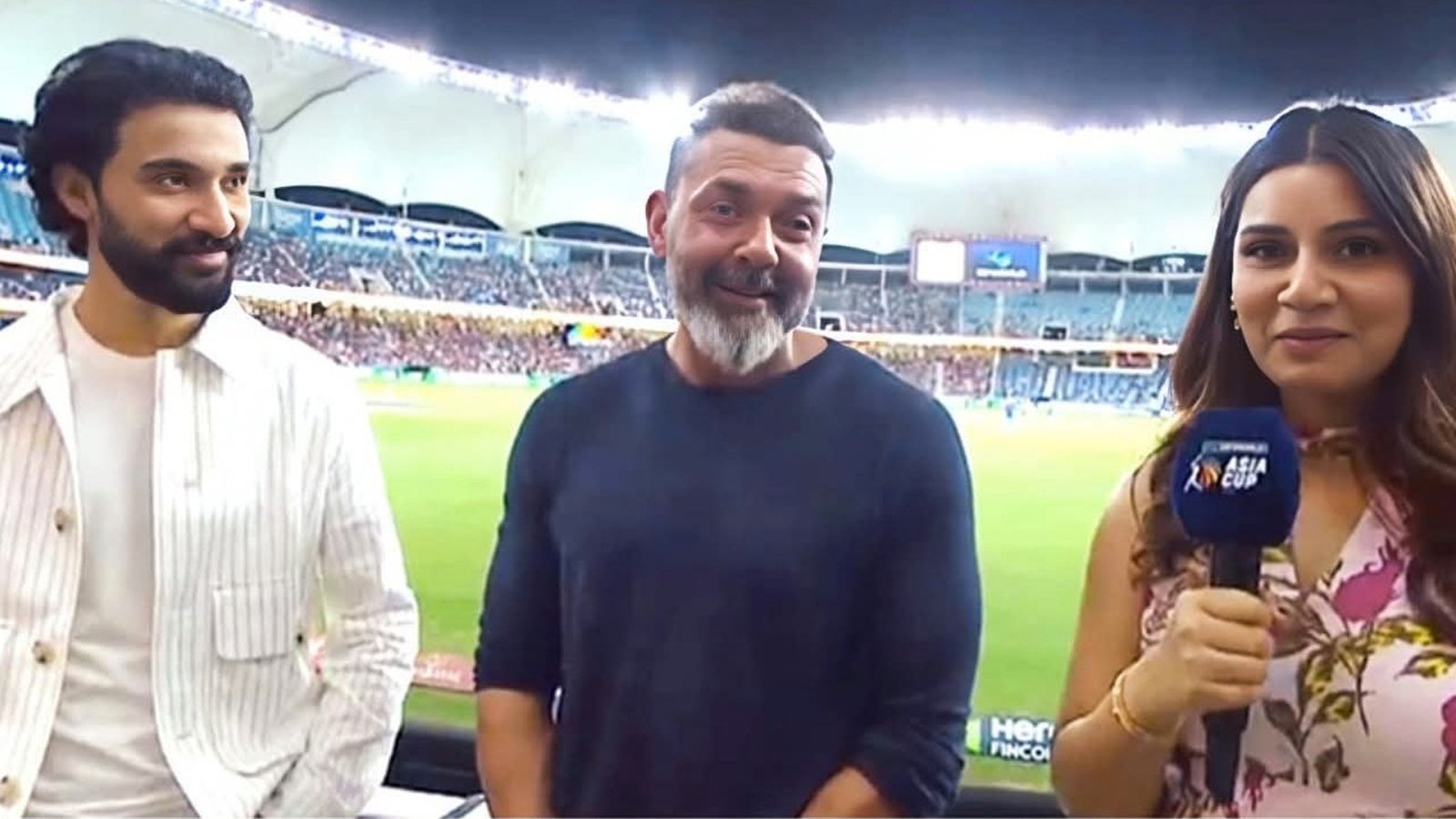 during the match raghav juyals funny banter with bumrahs wife made bobby deol burst into laughter