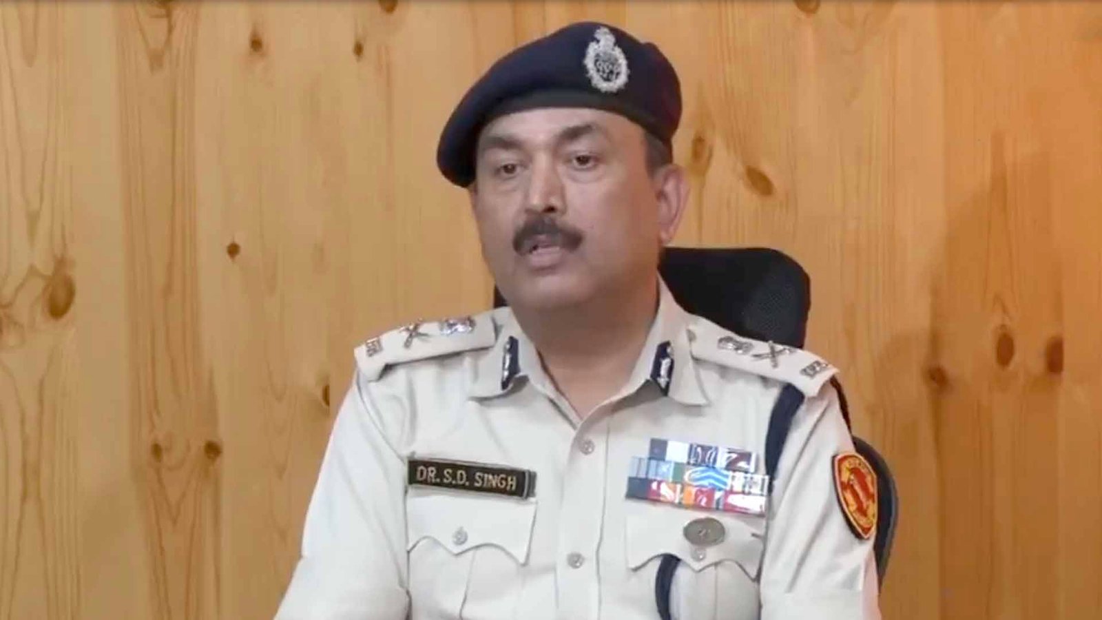 leh violence ladakh dgp fire