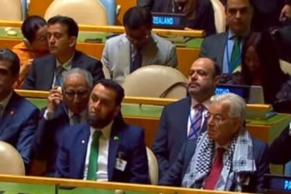 pakistans defence ministers tongue slipped 7 times in the un speech goes viral in unsc