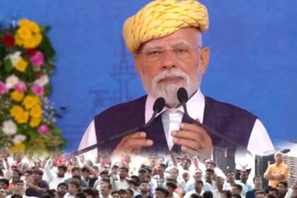 pm modi maritime self reliance gujarat rs 34200 crore projects 2025