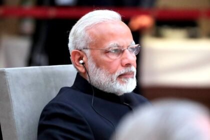 pm modi to visit cr park durga puja pandals delhi traffic routes closed advisory issued