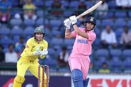 smriti mandhana fastest fifty odi india vs australia 2025