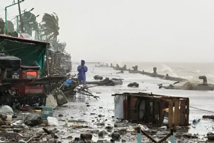 super typhoon ragasa wreaks havoc everything from hong kong to china came to a halt know the complete situation