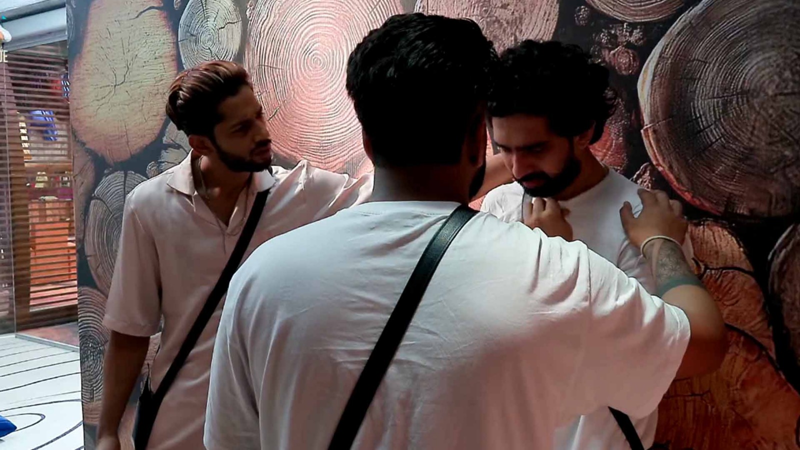 why did amaal swami break down in tears in front of basir on bigg boss 19 basir shares his heartfelt feelings with farhana