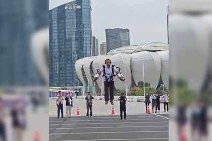 china flying backpack human flight 150kmh