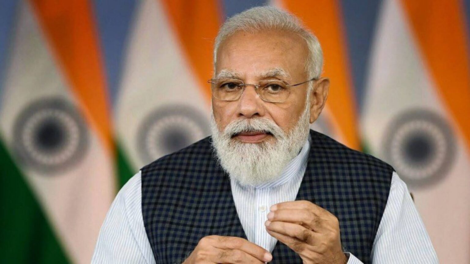 from chhath festival to garbage cafe pm modi highlights key issues in man ki baat 127
