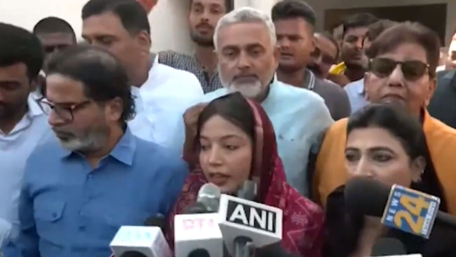 jyoti singh jan suraaj bihar election 2025 pawan singh wife pk meeting