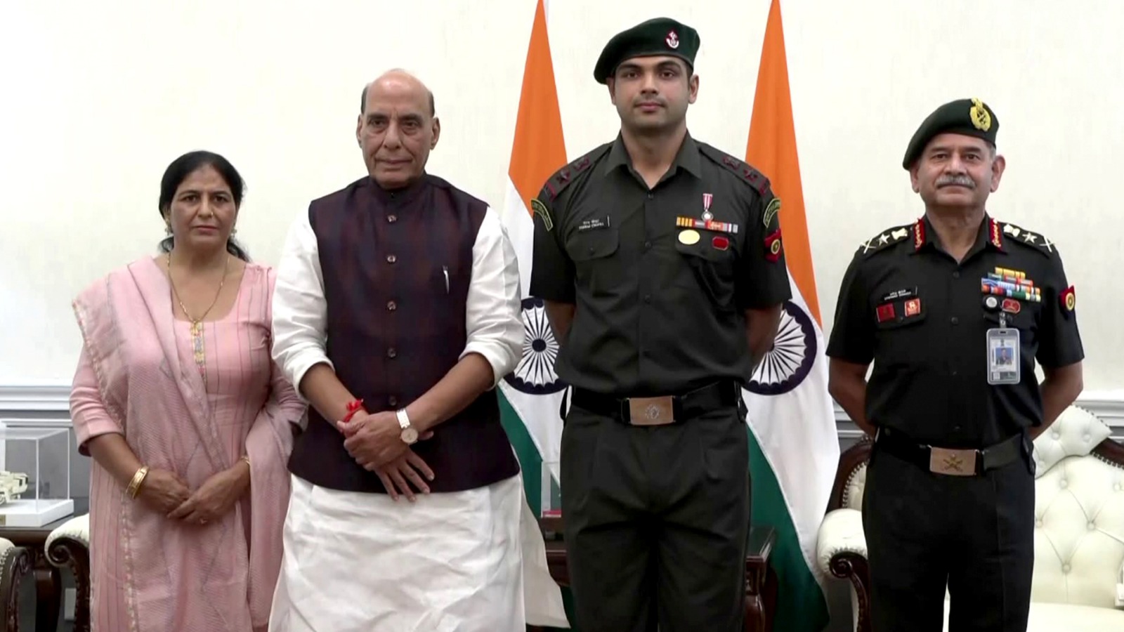 neeraj chopra honored with honorary lieutenant colonel rank in indian army
