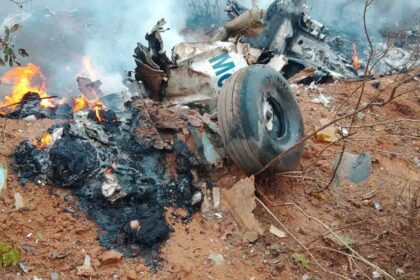 plane crashes in the Kenyan 12 people feared dead